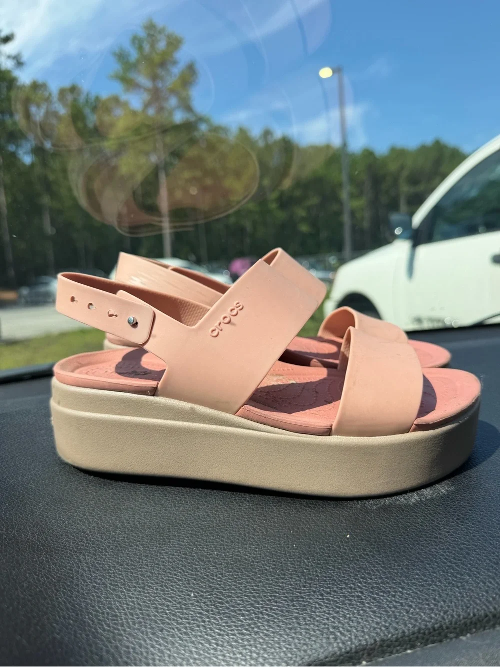 CROCS Brooklyn Wedge Pink Size 7 - Picture 1 of 4